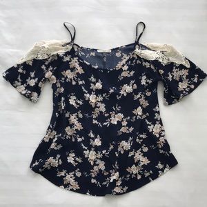 Le Lis Cold Shoulder Blouse